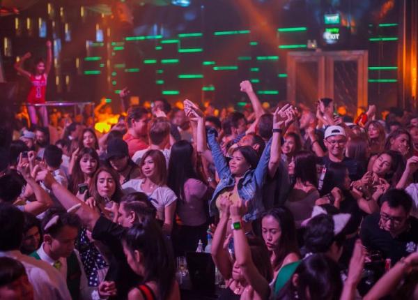 zodiacul petrecaretilor 4 zodii care sunt sufletul petrecerii