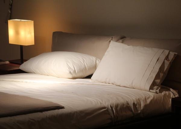 cum se spala pernele ingalbenite 3 sfaturi pentru a le face ca noi