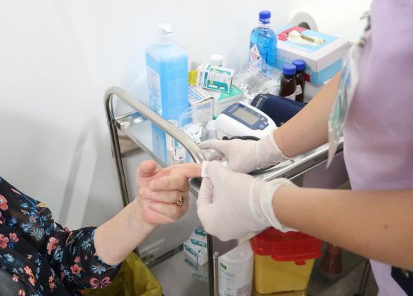 dr teodor badescu sanador dupa 50 de ani cam 70 80prc din populatie are anticorpi impotriva virusului hepatitei a