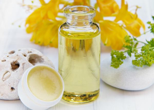 ulei esential de maghiran 6 beneficii pentru sanatate