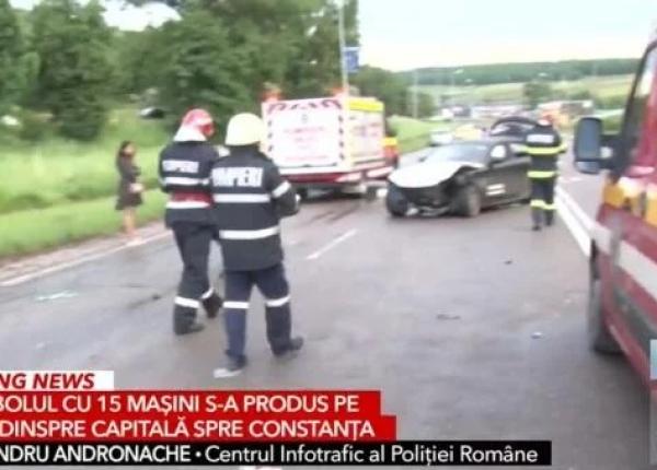 16 persoane la spital printre care 5 copii inurma accidentului in lant de pe autostrada soarelui alte persoane asistate la fata locului