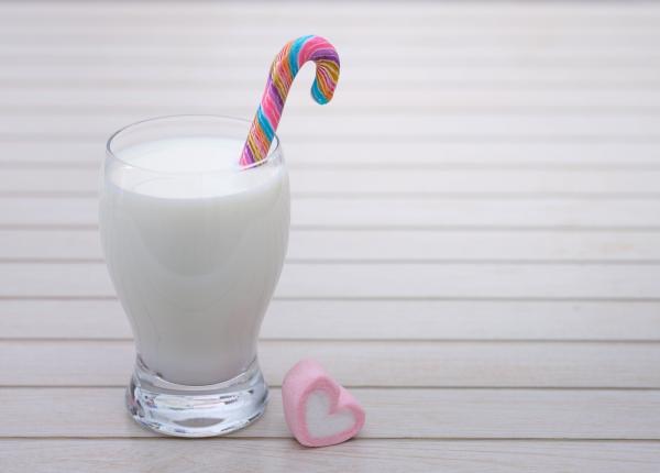 laptele poate fi ca si cerneala invizibila explicatia stiintifica