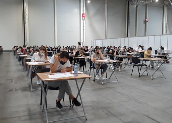examen de admitere la umf carol davila 3 427 de candidati inscrisi pe 1 629 de locuri