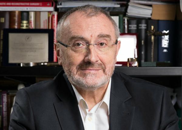 povara marilor arsi din romania profesorul ioan lascar sunt mirat ca decidentii cum aud de un bolnav ars grav il suie in avion si l trimit afara povara marilor arsi din romania profesorul ioan lascar sunt mirat ca decidentii cum aud de un bolnav ars grav il suie in avion si l trimit afara
