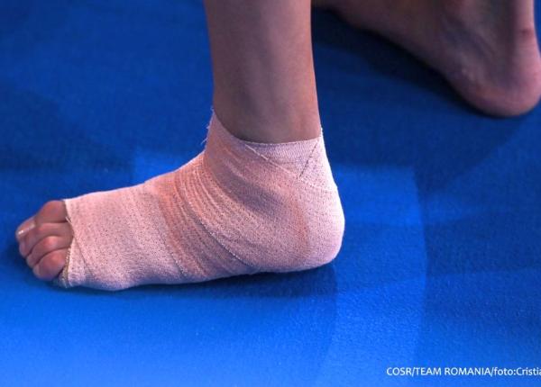 adevarul despre accidentarea gimnastei larisa iordache de ce a abandonat finala la barna de la tokyo