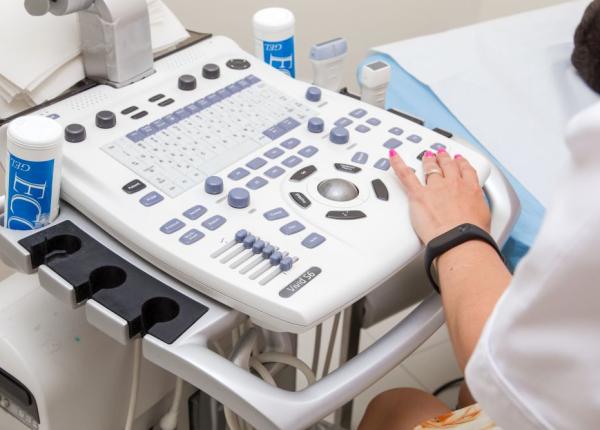 rezultatele la ecocardiografia transtoracica pot indica pacientii covid 19 cu risc de deces studiu