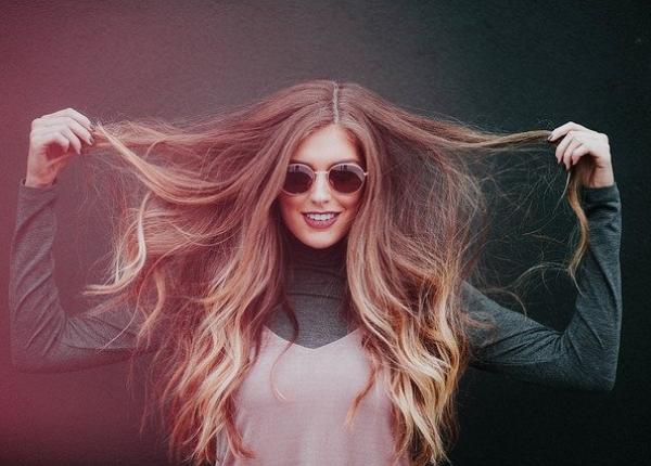 3 remedii casnice simple pentru a scapa de matreata si excesul de sebum