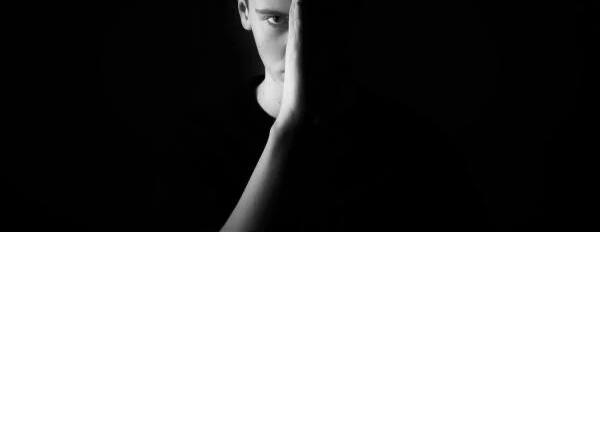 latura intunecata a zodiei tale