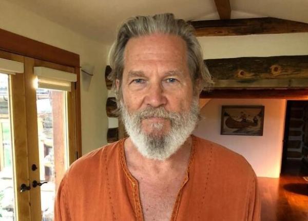 jeff bridges diagnosticat cu cancer a avut covid in timp ce facea chimioterapie m a lovit destul de tare