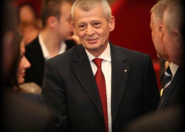 medicul sorin oprescu fostul primar la bucuresti internat cu covid facuse ambele doze de vaccin