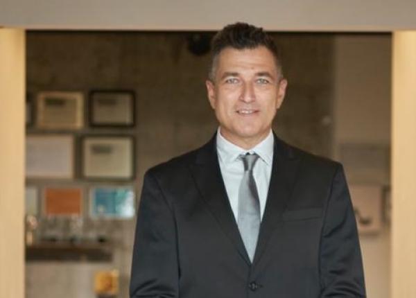 medicul claudiu cheles noul director general pentru romania al gilead sciences medicul claudiu cheles noul director general pentru romania al gilead sciences