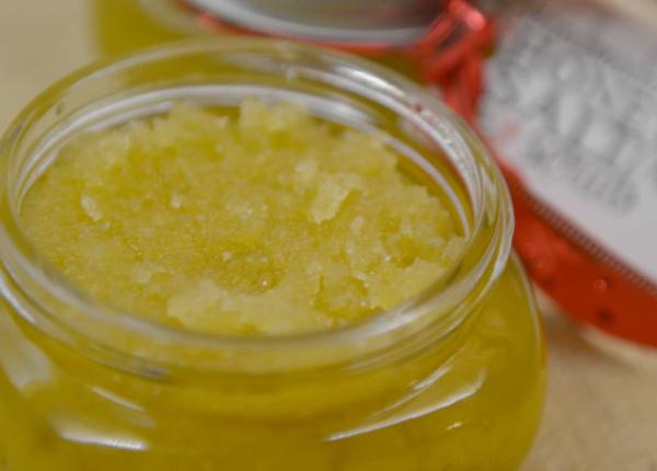 exfoliant pentru ten din ingrediente naturale dupa ce il folosesti o data nu vei mai cumpara niciodata scrub