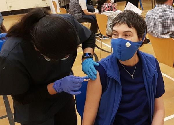 de ce trebuie sa ne vaccinam desi am facut boala dr simin florescu trecerea prin covid 19 nu asigura imunitate pe viata de ce trebuie sa ne vaccinam desi am facut boala dr simin florescu trecerea prin covid 19 nu asigura imunitate pe viata