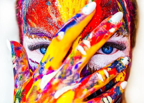 colostrologia culoarea asociata cu luna nasterii tale