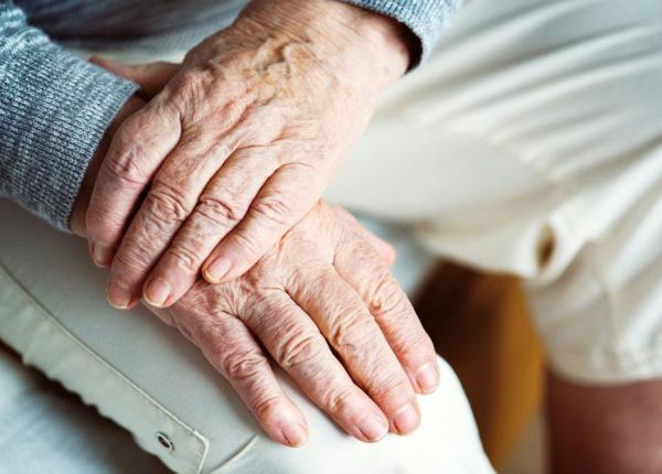 5 simptome ciudate care ti arata ca poti avea artrita reumatoida nu apar in articulatii 5 simptome ciudate care ti arata ca poti avea artrita reumatoida nu apar in articulatii