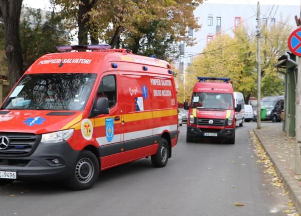 31 de medici paramedici si asistente din republica moldova primiti la spitalul modular de la letcani vor trata romani cu covid 19