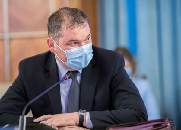 ministrul sanatatii cseke attila participa la maratonul vaccinarii