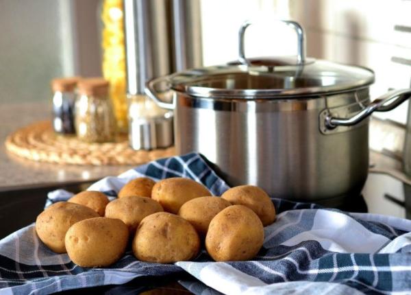 trucuri in bucatarie doua greseli majore pe care le fac oamenii atunci cand prepara piure de cartofi