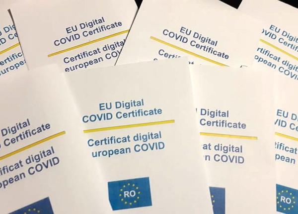 doua asistente medicale si doi registratori retinuti pentru ca au facut o avere din certificate false de vaccinare contra covid