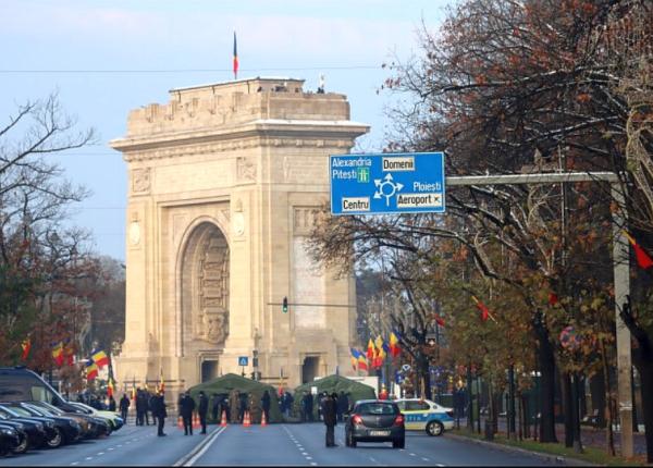 reguli pentru parada militara de 1 decembrie si pentru meciurile de fotbal arafat se poate participa dar in anumite conditii