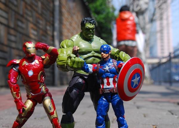 de ce super eroii au tendinta de a imbatrani frumos studiu