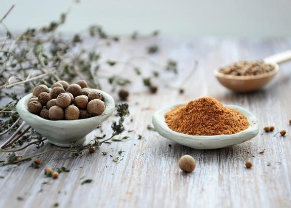 nucsoara proprietati antiinflamatorii si antibacteriene 3 motive sa o folosesti in dieta ta