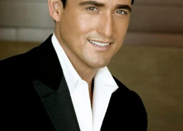 unul dintre tenorii grupului ildivo a murit dupa ce a fost infectat cu coronavirus