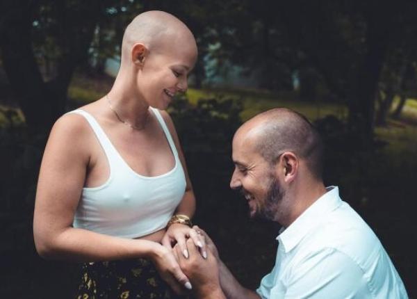 povestea socanta a tinerei care isi organizeaza nunta si inmormantarea are o forma rara si agresiva de cancer