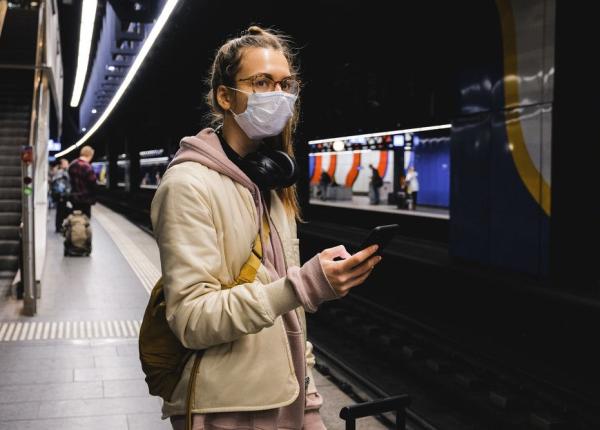 varianta omicron dominanta in norvegia si austria in tarile de jos scolile incep programul normal dar nu si universitatile