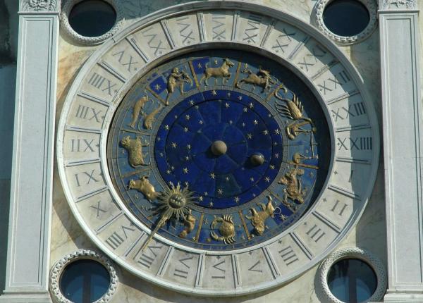 horoscop 19 ianuarie zodiile care isi indreapta mai mult atentia spre cheltuieli si familie