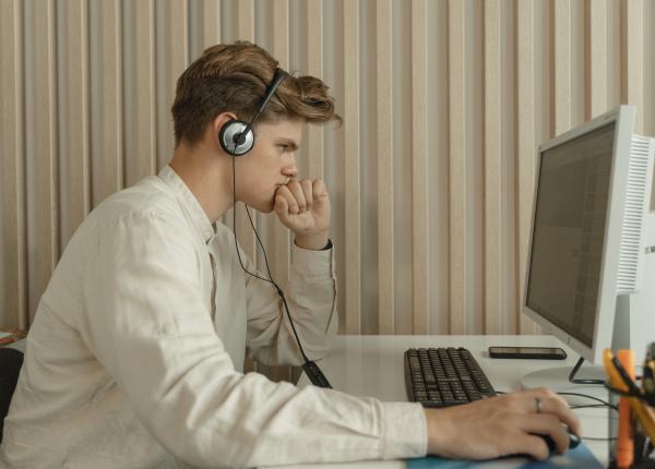 ce este numarul de urgenta 113 si cum functioneaza tot ce trebuie sa stii etapele de transmitere prin sms a urgentei