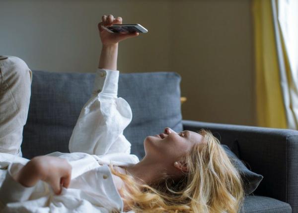 5 greseli pe care sa nu le faci niciodata daca esti intr o relatie la distanta