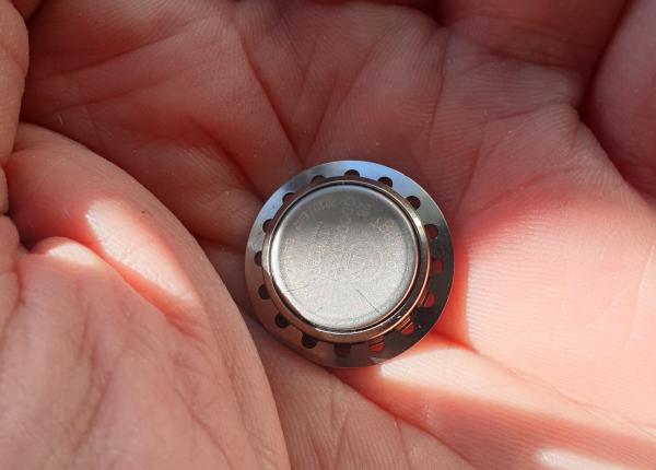 ce faci cand copilul tau inghite obiecte mici medic semal de alarma pana in 2 ore poate sa apara arsura