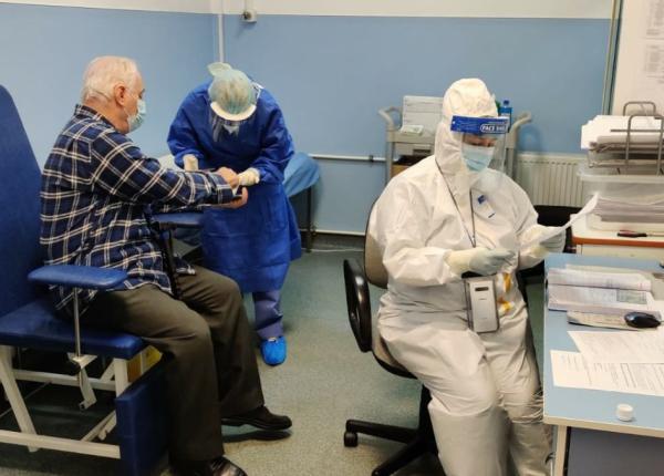 1 200 de pacienti covid 19 au fost consultati intr o luna la centrele de evaluare ambulatorie doar din spitalele primariei capitalei 1 200 de pacienti covid 19 au fost consultati intr o luna la centrele de evaluare ambulatorie doar din spitalele primariei capitalei