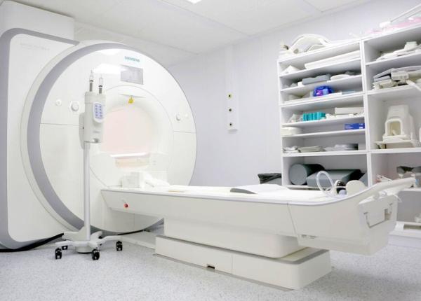 diferentele majore dintre ct rmn si pet ct dr tudor ciprut pot exista alergii la substantele de contrast dar sunt foarte rare