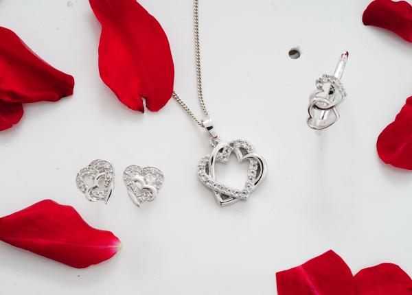 martisorul din argint cel mai sanatos alint de primavara