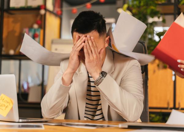 sindromul de burnout inamicul vietii implinite