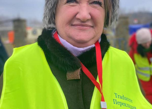 povestea dorinei omul zilei de la vama siret merge 10 km zilnic pentru a ajuta refugiatii din ucraina