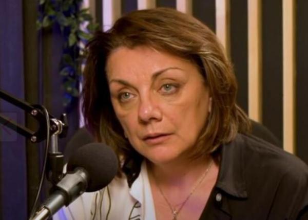 carmen tanase tumora pe maduva pericol de paralizie de la gat in jos