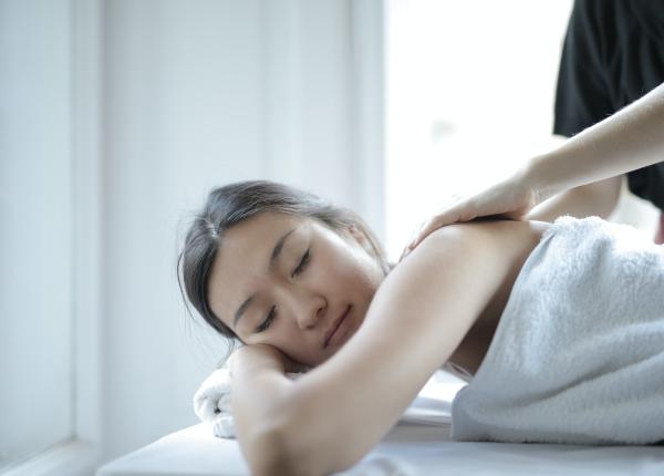 masajul te face mai fericit spune stop stresului