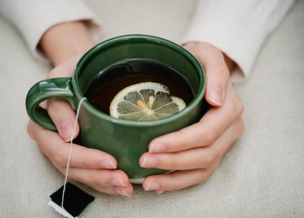 ceaiul verde cu lamaie 10 beneficii importante cancer si alzheimer
