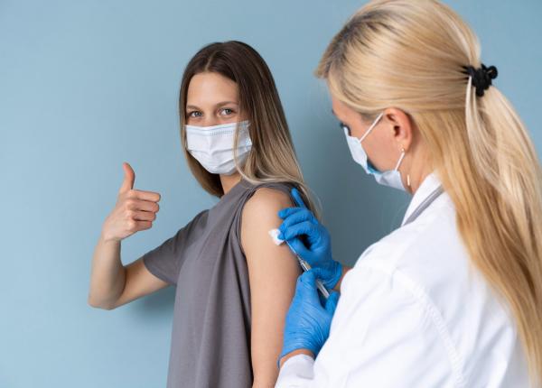 poliomielita alerta in romania simin florescu despre necesitatea rapelului anti polio cand va aparea o noua tulpina virala mai afurisita decat cele anterioare