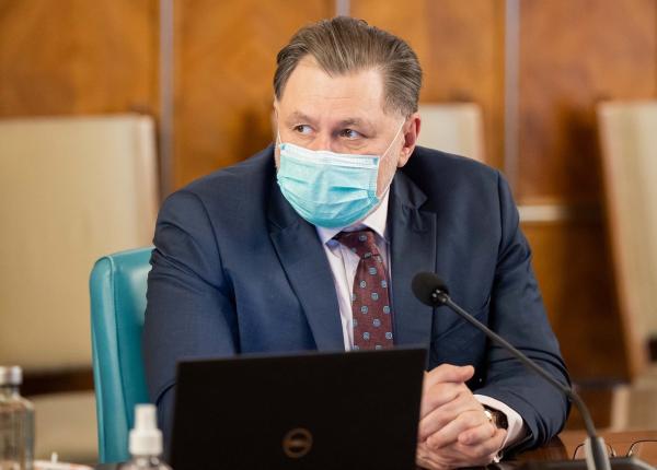 responsabilitatea cheia iesirii din pandemie rafila un val sase presupune o alta tulpina