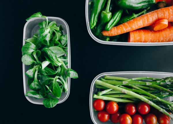 retinolul ingredientul minune cu efect anti imbatranire unde se gaseste