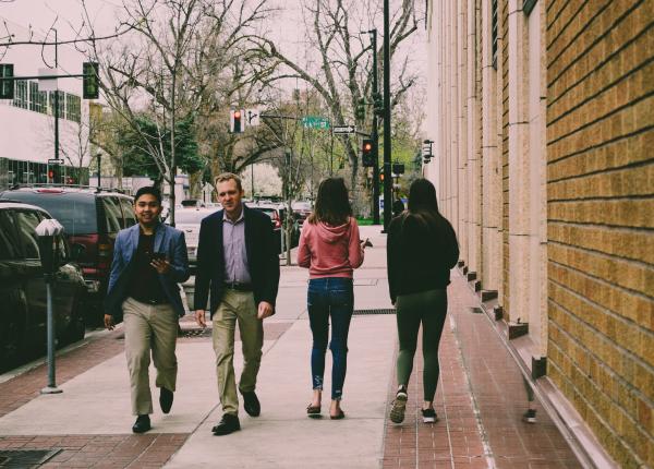 mitul celor 10 000 de pasi greu de daramat