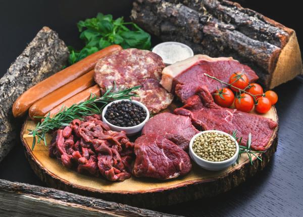 cata carne trebuie sa manance un adult nastasia belc mesaj ferm va place carnea bine mancati dar nu carne rosie sau procesata