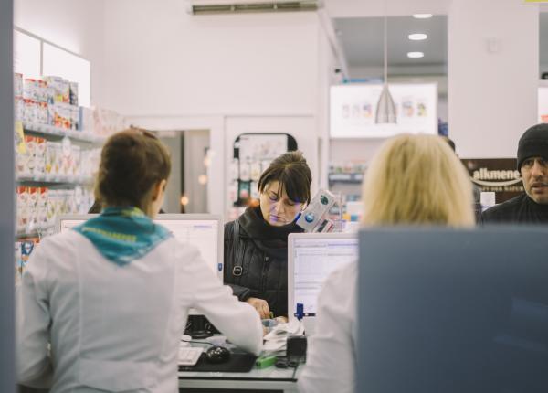 farmaciile pe muchie iulian trandafir despre compensarea vaccinurilor fac multe lucruri voluntare profitabilite de 1prc farmaciile pe muchie iulian trandafir despre compensarea vaccinurilor fac multe lucruri voluntare profitabilite de 1prc