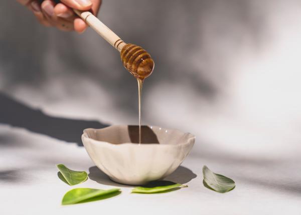 mierea de albine doza de energie sanatoasa excesul de zahar creste riscul aparitiei steatozei hepatice