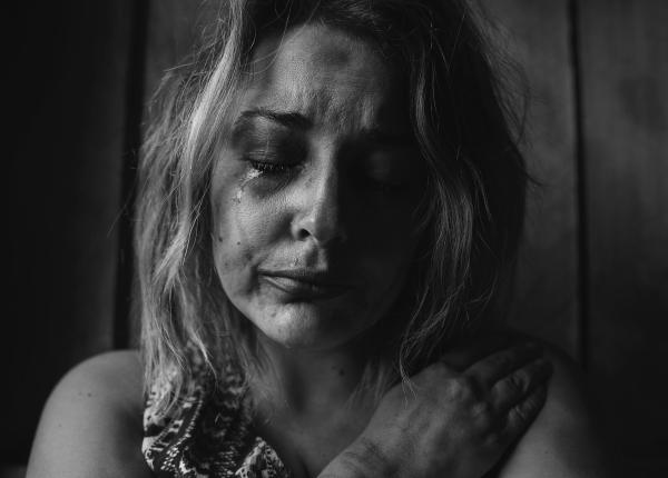 ce se ascunde in spatele sinuciderii ligia moise simptomele la care sa fii atent si doua sfaturi importante degeaba plangem apoi