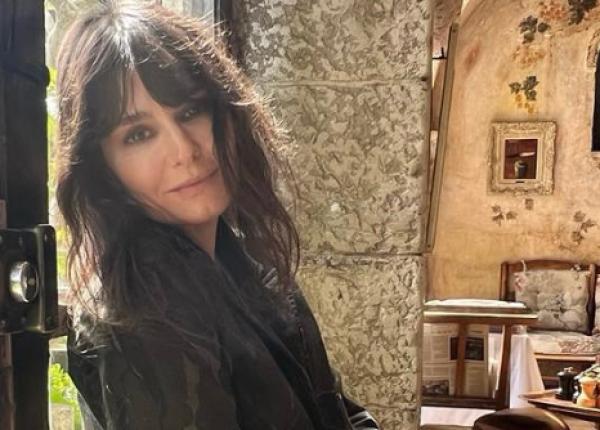 dana budeanu face praf femeile cu botox niste rate